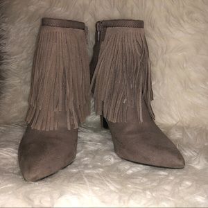 Heeled booties